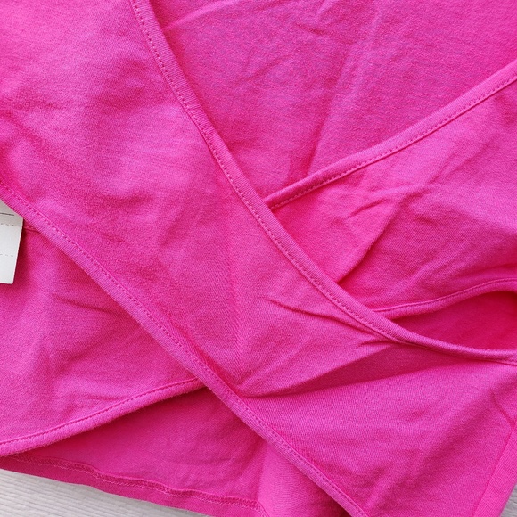 COPY - 🎉Host Pick🎉 American Eagle Cross Back Crop Top - Picture 4 of 8